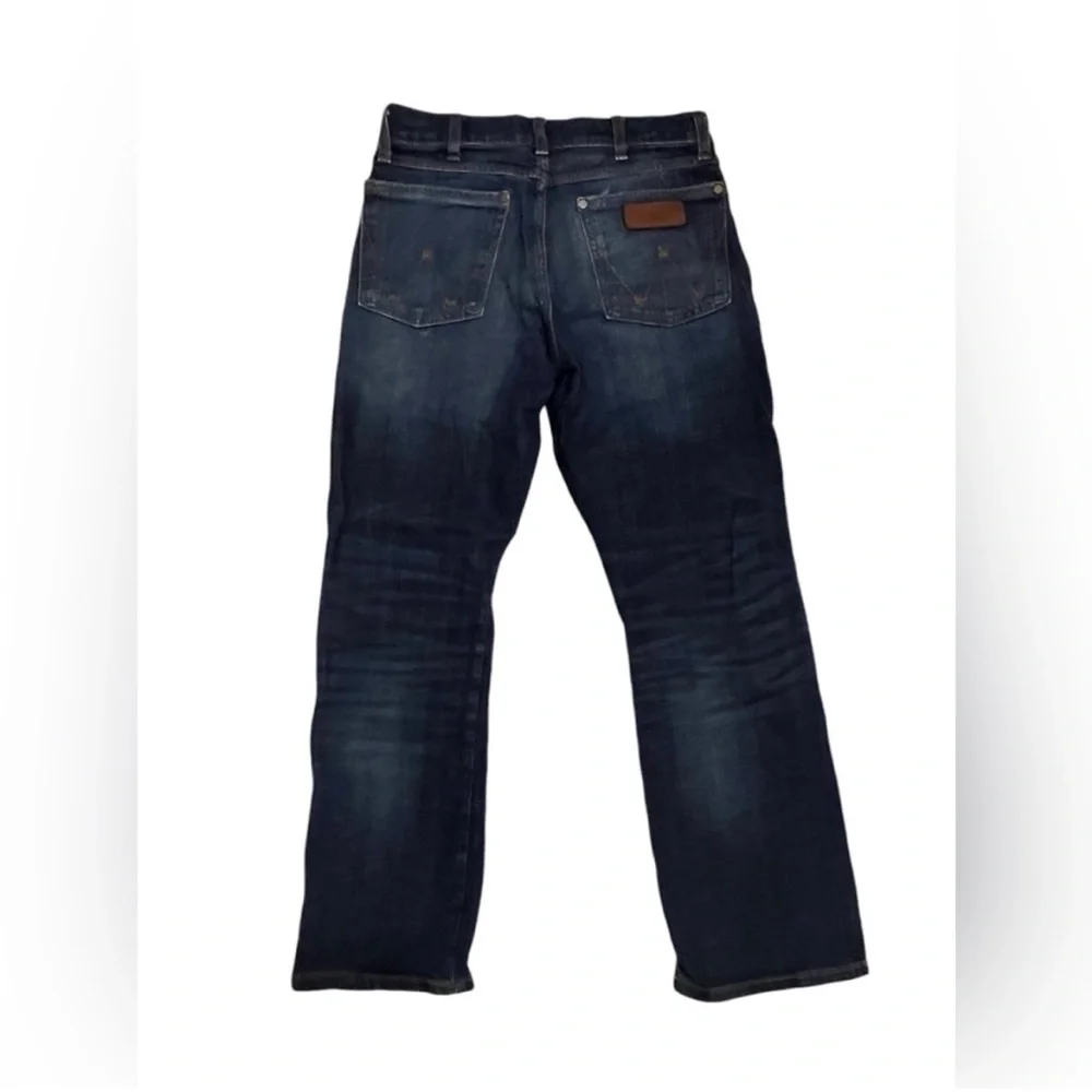 Retro Wrangler Blue Denim Jeans with Worn-In Look - Picture 2 of 3